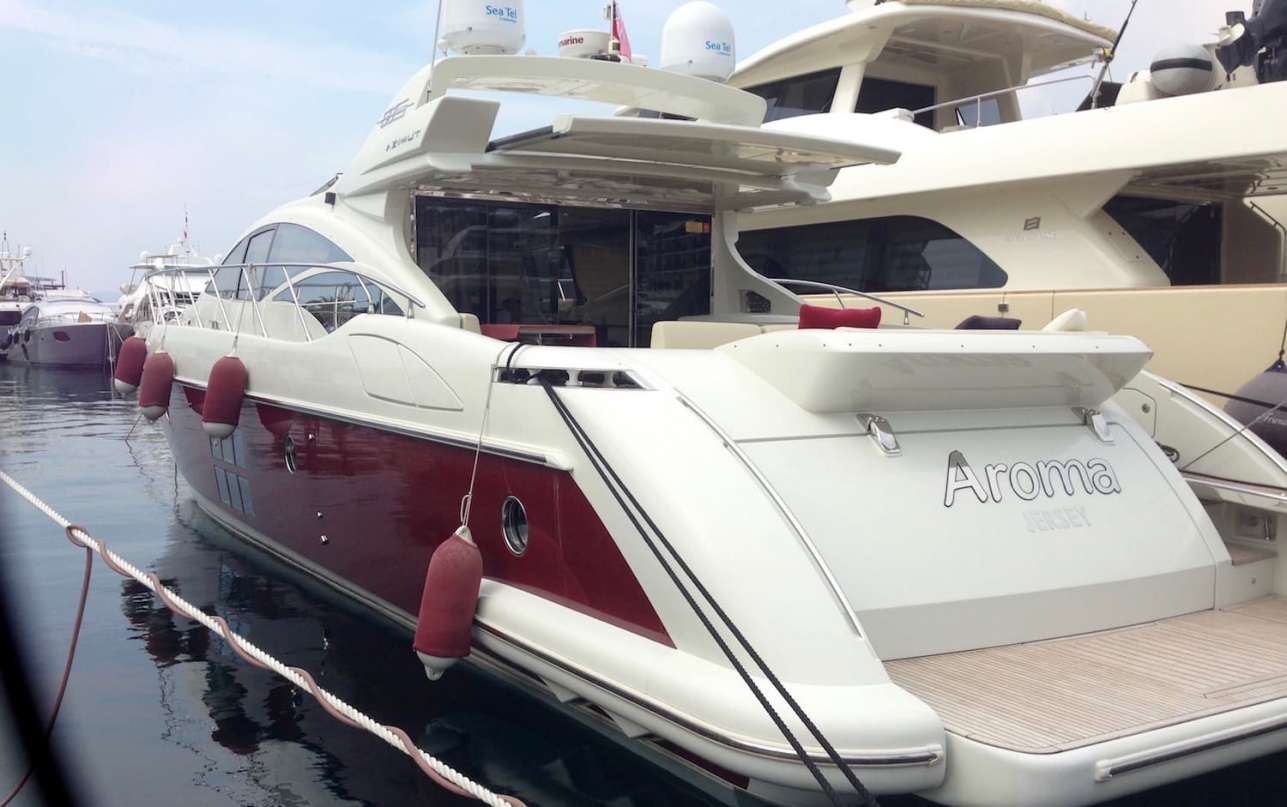 Яхта Azimut 68S