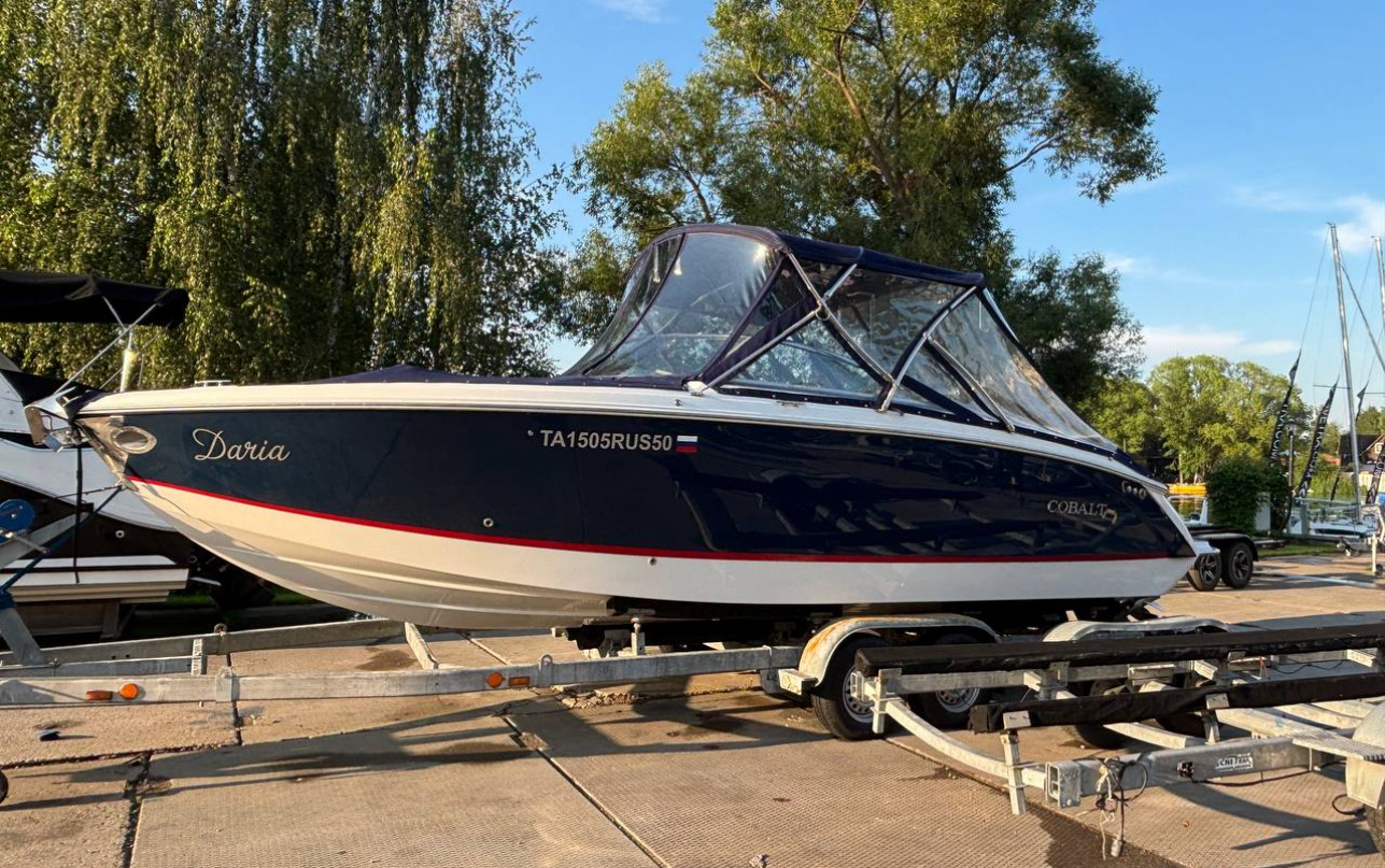 Cobalt Bowrider R7 фото 1.2