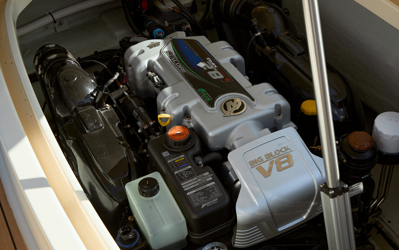 Катер Chris-Craft Launch 28 GT фото 2.21