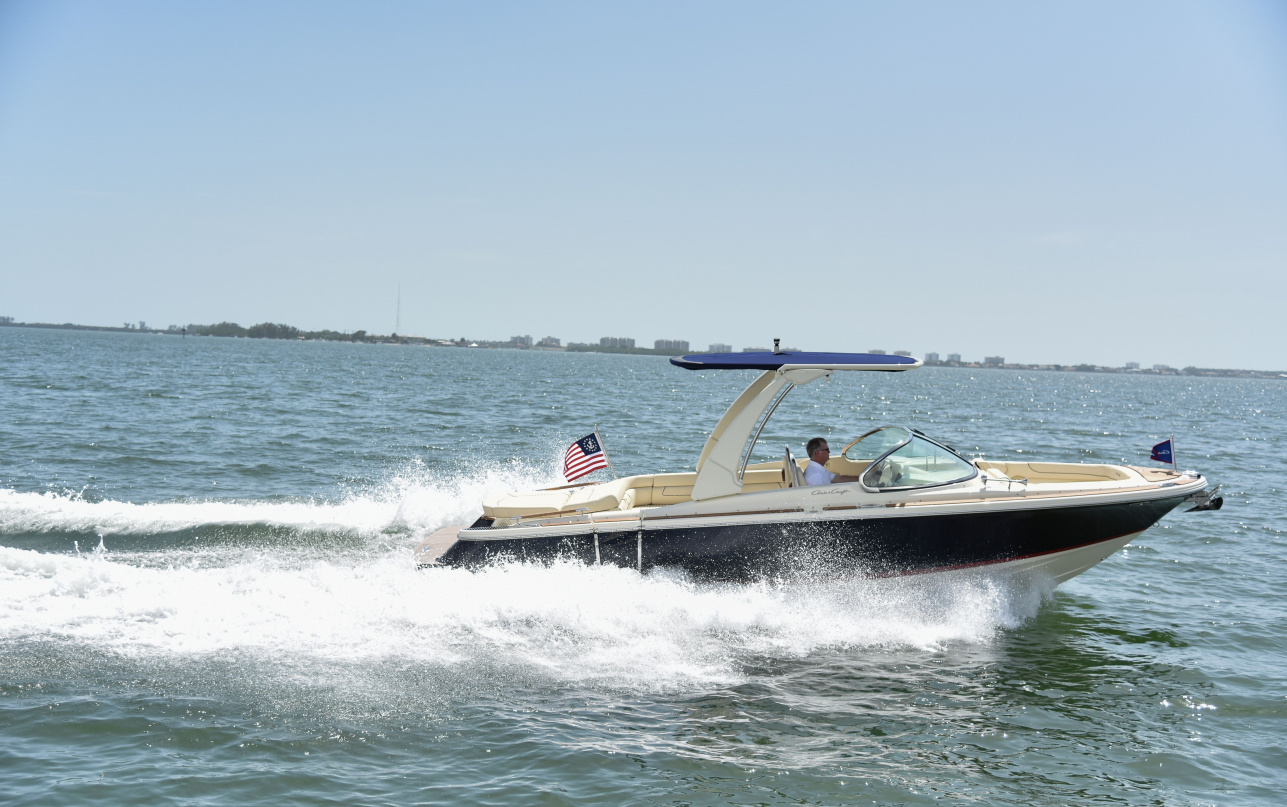 Катер Chris-Craft Launch 25 GT фото 1.4