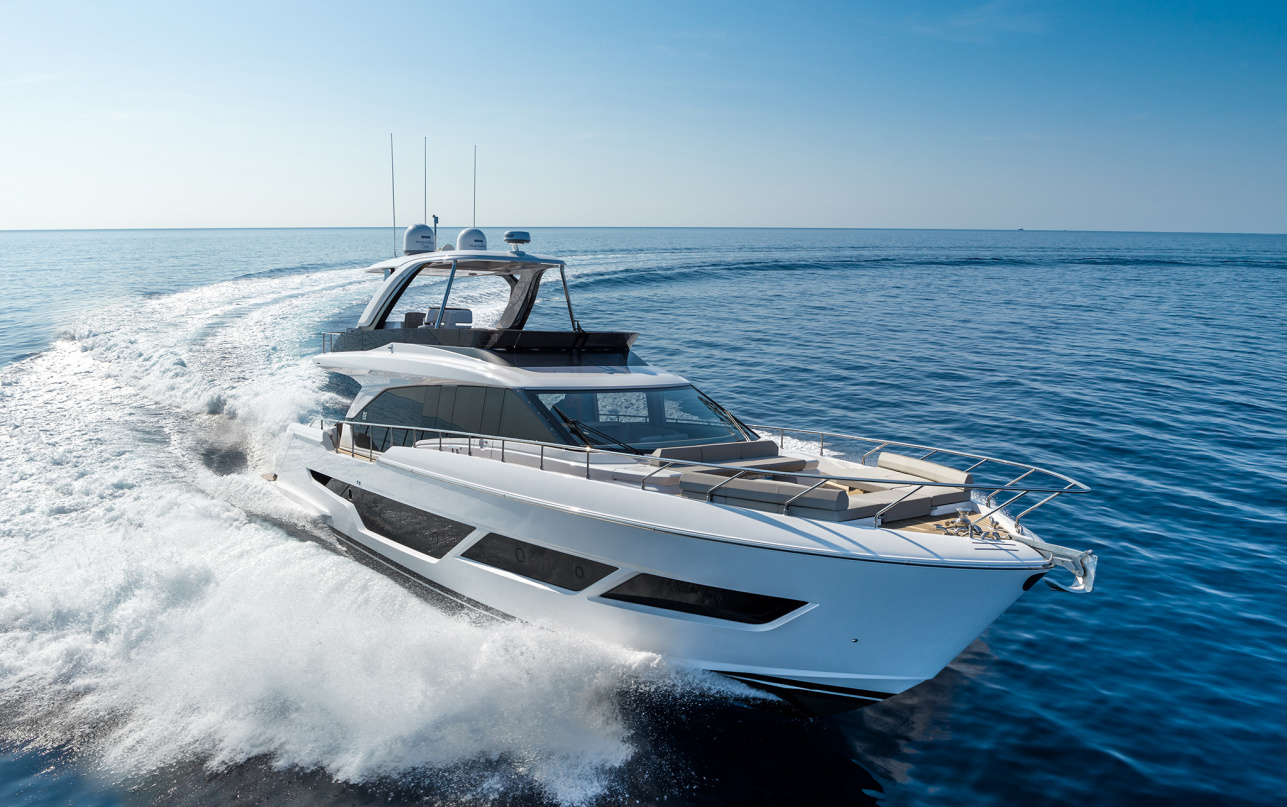 Яхта Ferretti Yachts 670 фото 1.9