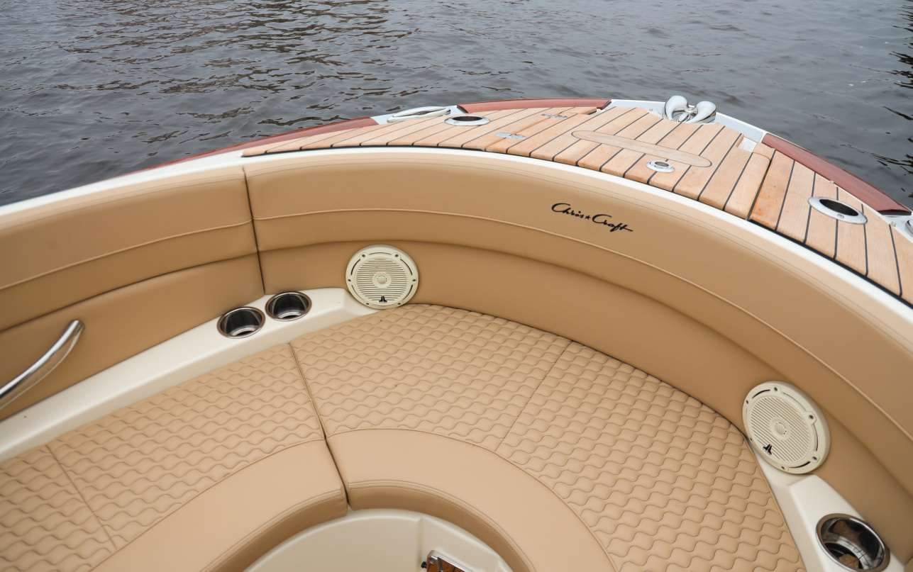 Катер Chris-Craft Launch 28 GT фото 1.3