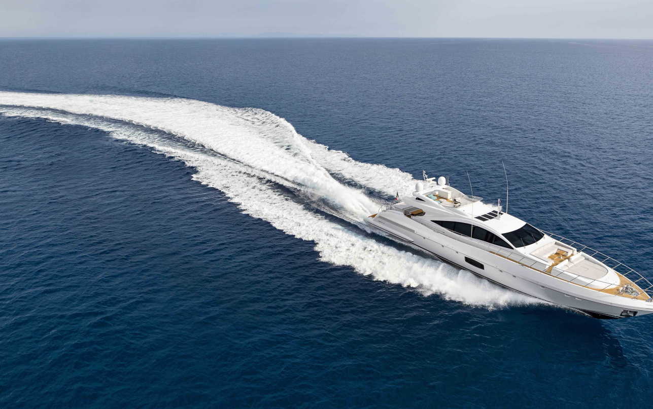 Яхта Mangusta 110 #2 (Carefully used) фото 1.3