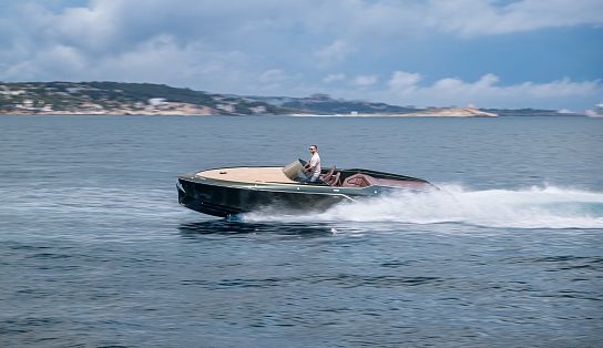  x Porsche 850 Fantom 