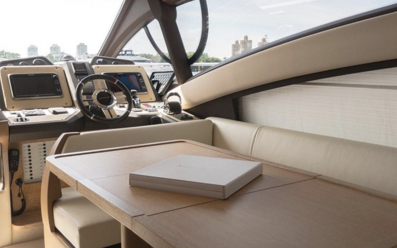 Яхта Azimut Azimut 54 фото 1.12