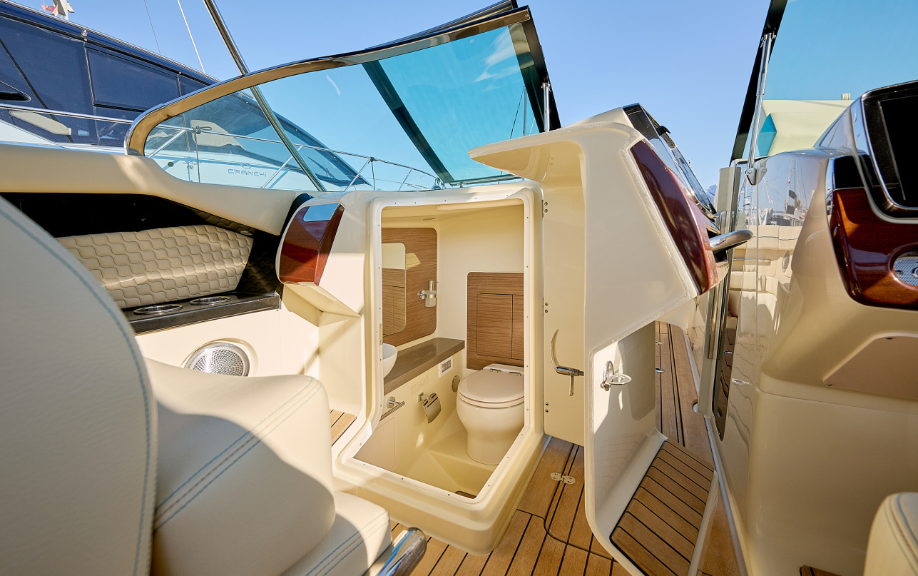 Катер Chris-Craft Launch 31GT фото 2.8