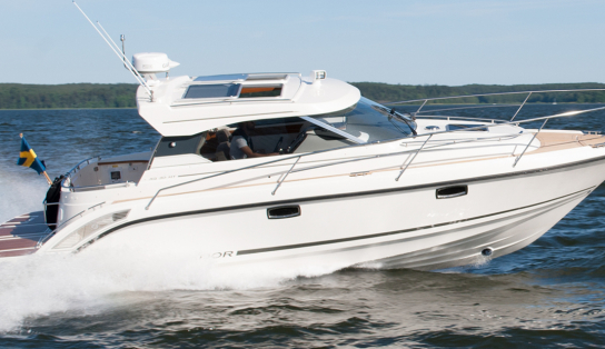 Катер Aquador 30HT