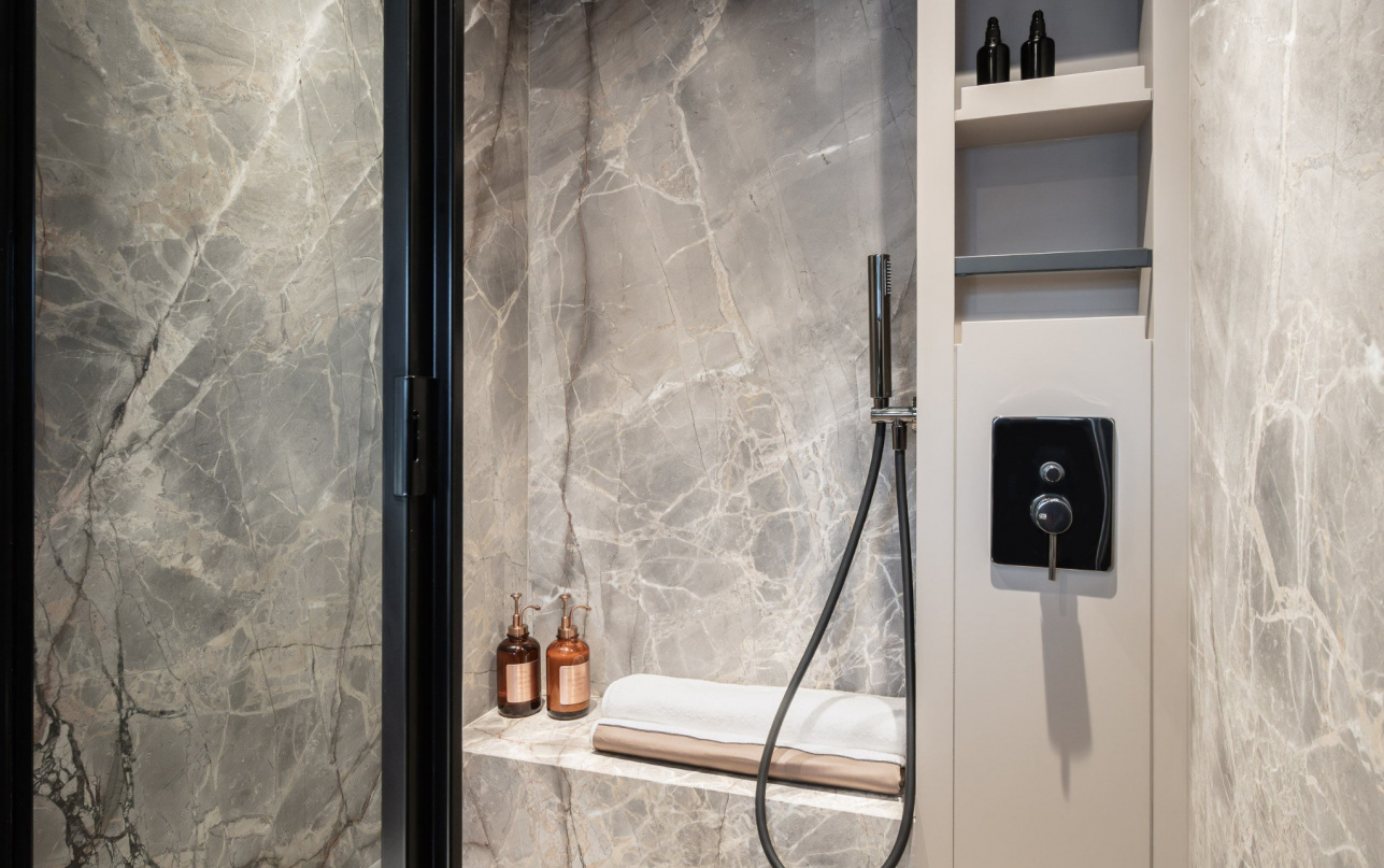 Яхта Ferretti Yachts 800 фото 2.25