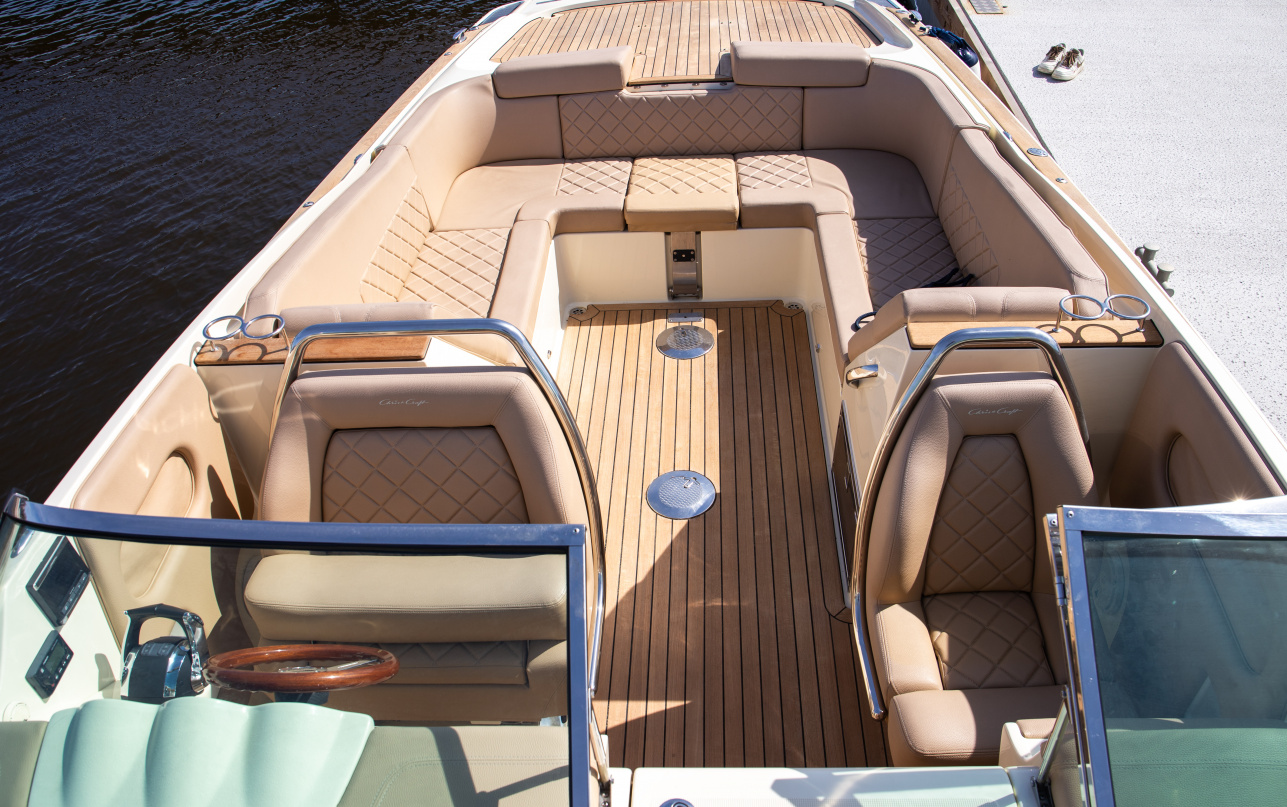 Катер Chris-Craft Corsair 34 фото 1.34