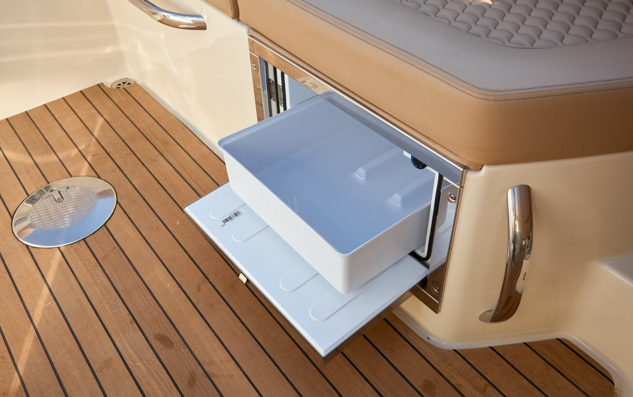 Катер Chris-Craft Launch 28 GT фото 2.17