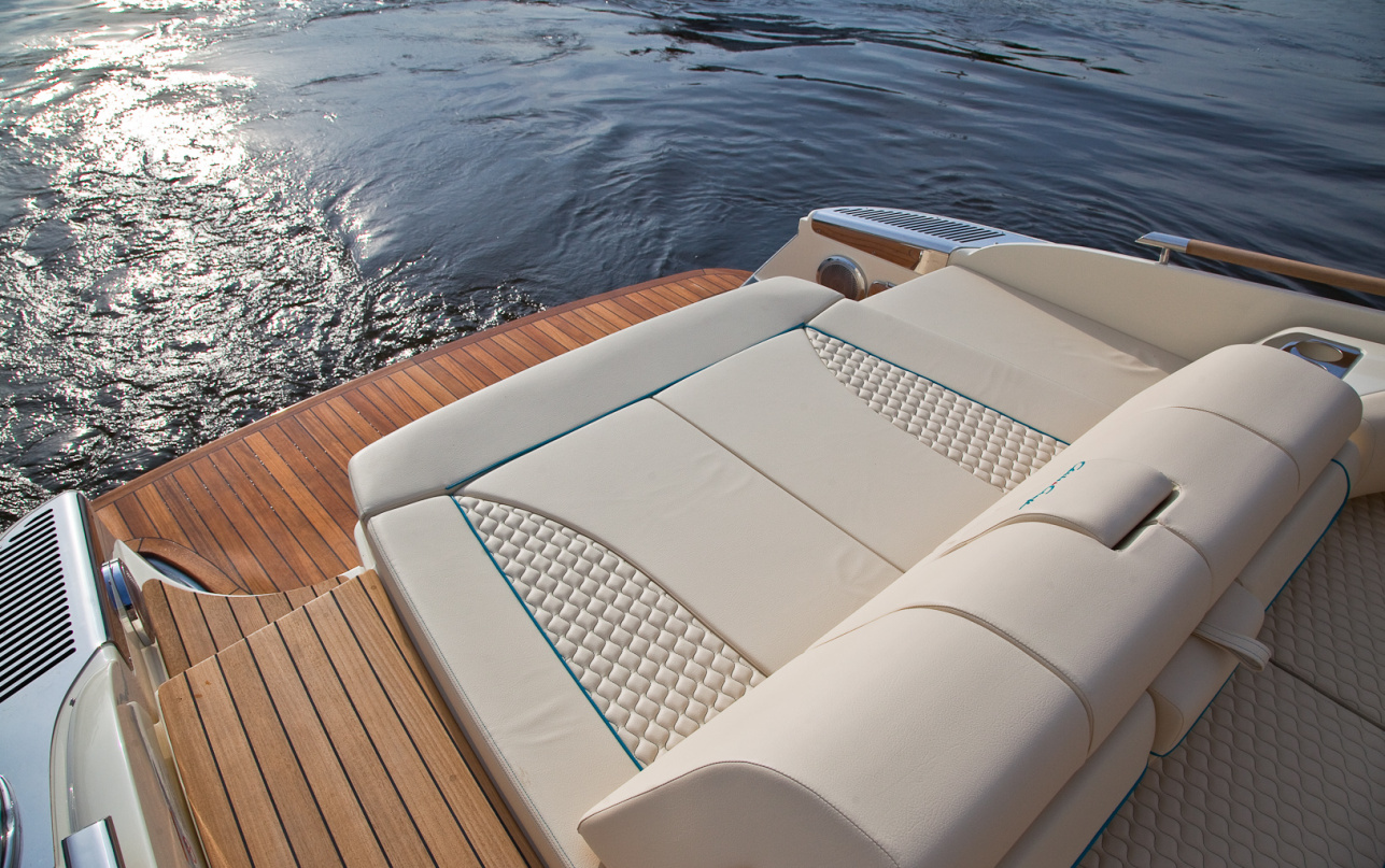 Катер Chris-Craft Launch 35 GT SURF фото 2.30