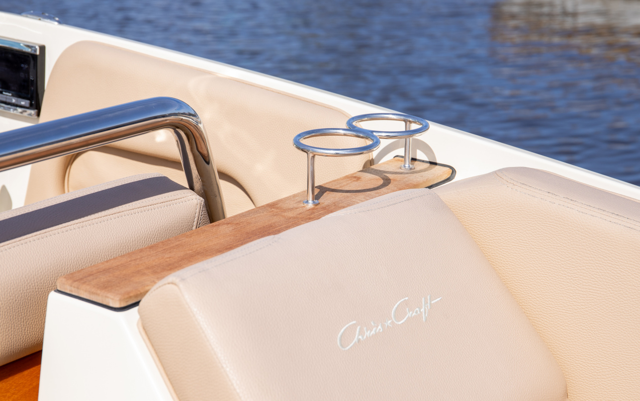Катер Chris-Craft Corsair 34 фото 1.41