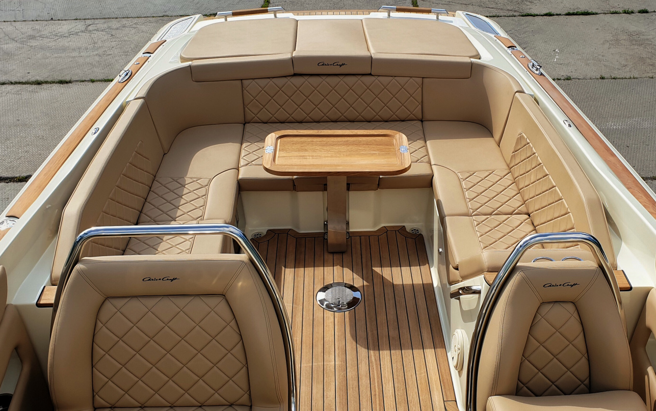Катер Chris-Craft Corsair 30 фото 2.1