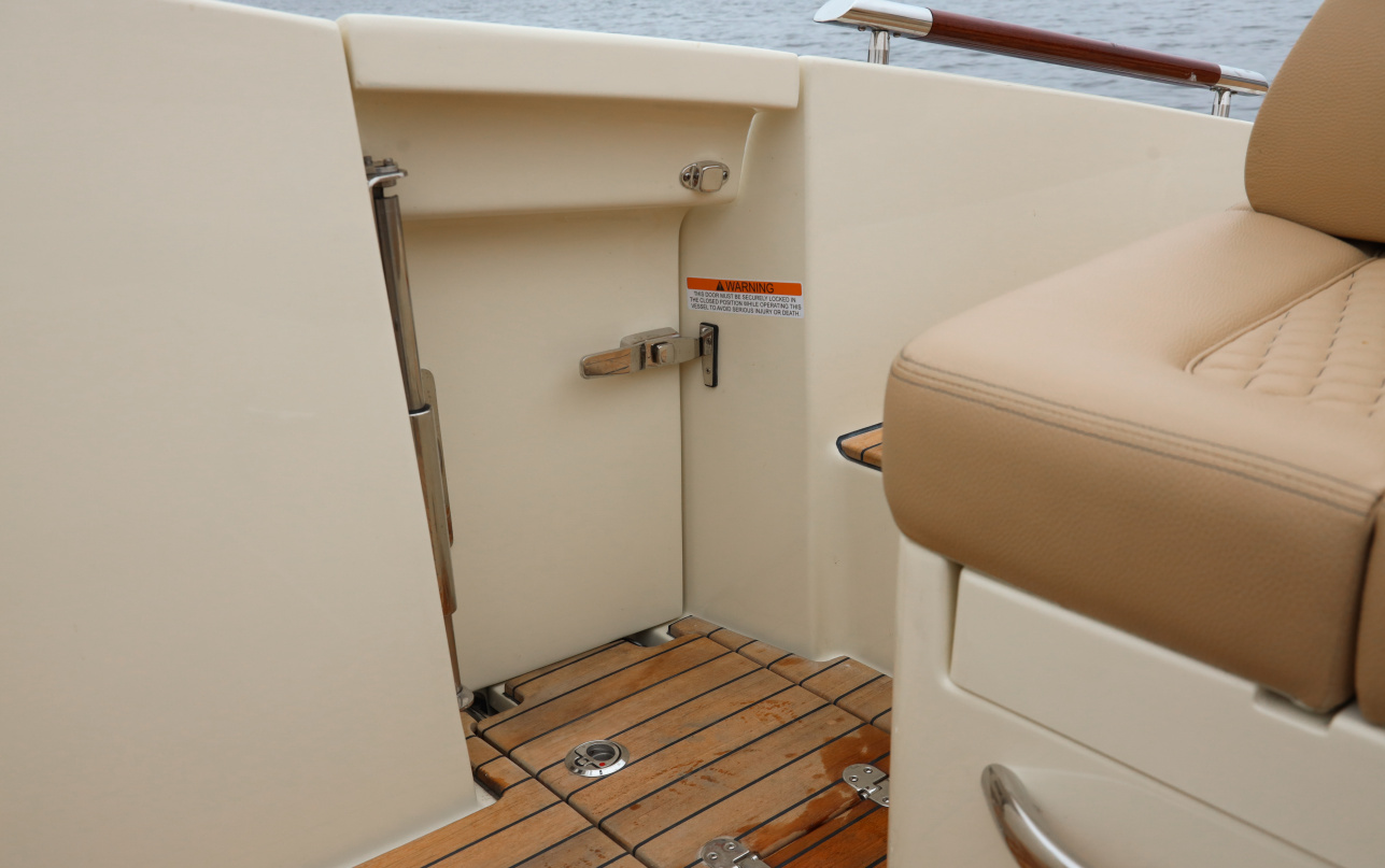Катер Chris-Craft Launch 28 GT фото 1.18