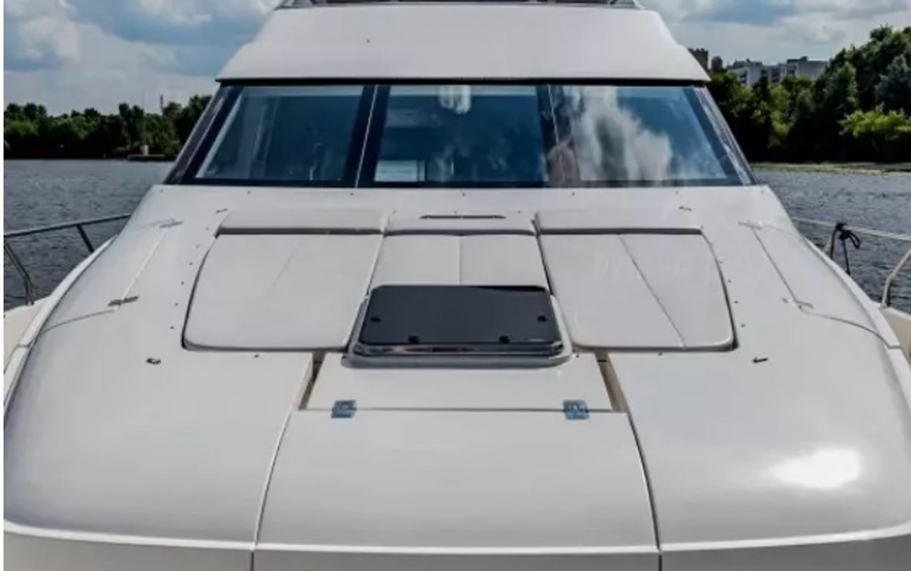 Яхта MARQUIS 690 фото 1.14
