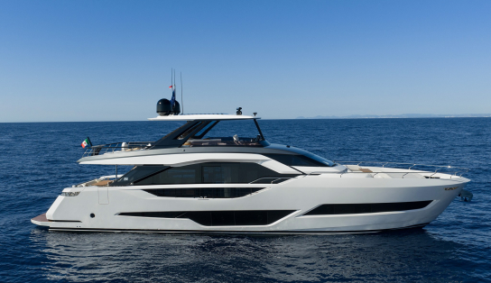 Яхта Ferretti Yachts 800