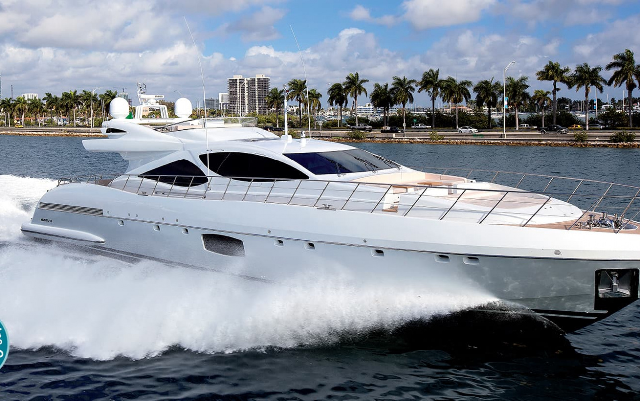 Яхта Mangusta 110 #03 фото 1.1