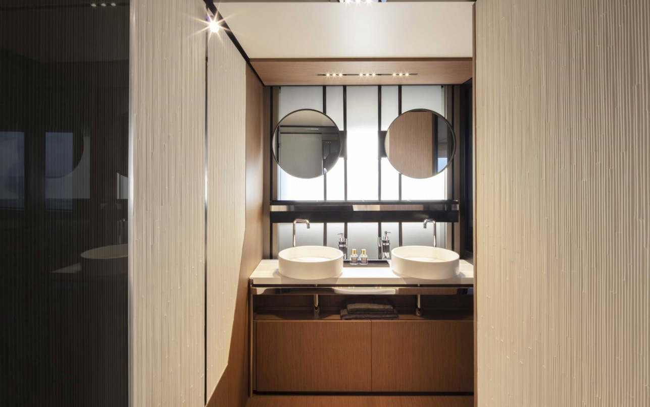 Яхта Ferretti Yachts 720 фото 2.6