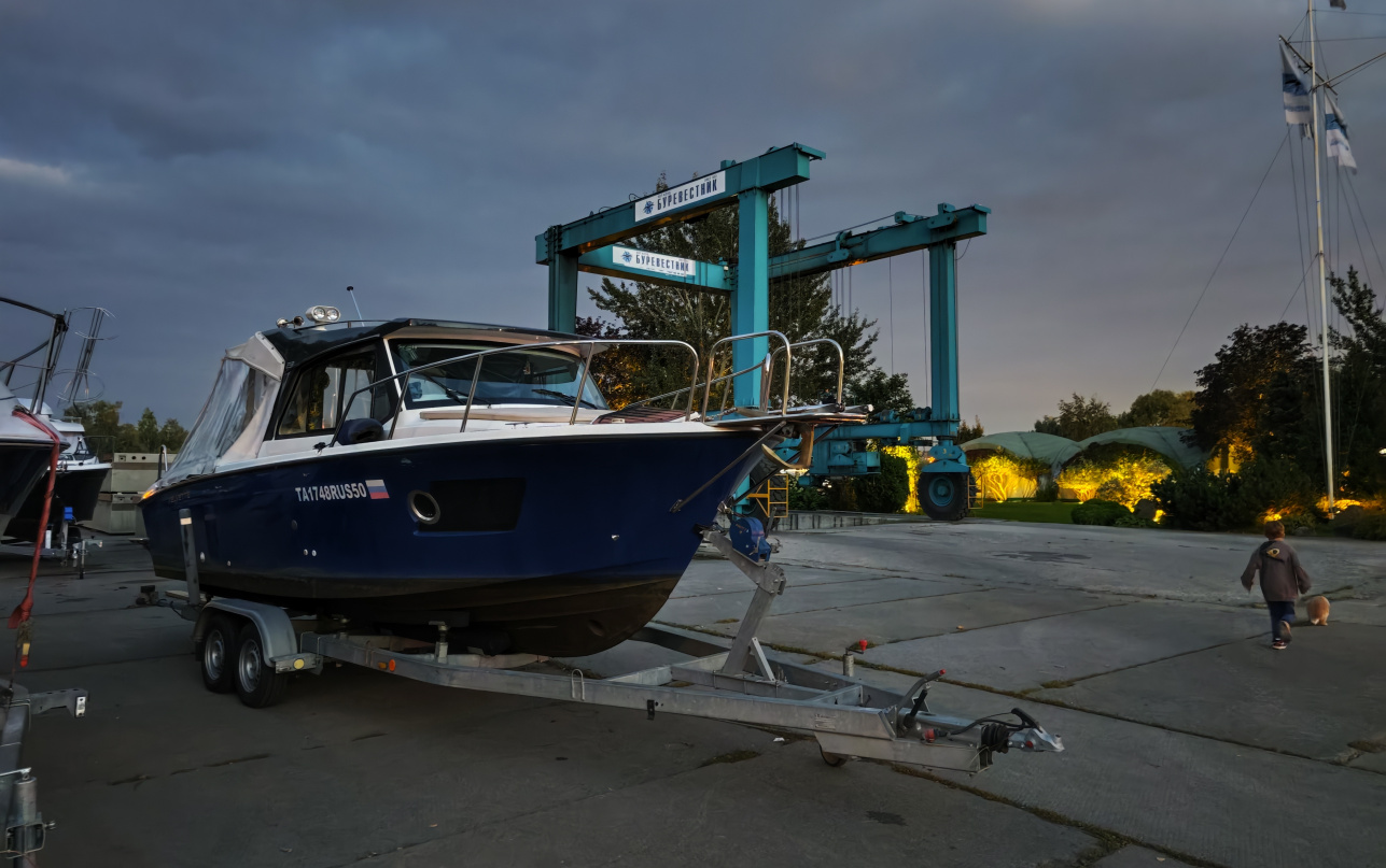 Катер Velvette 23 Active Sedan фото 1.3