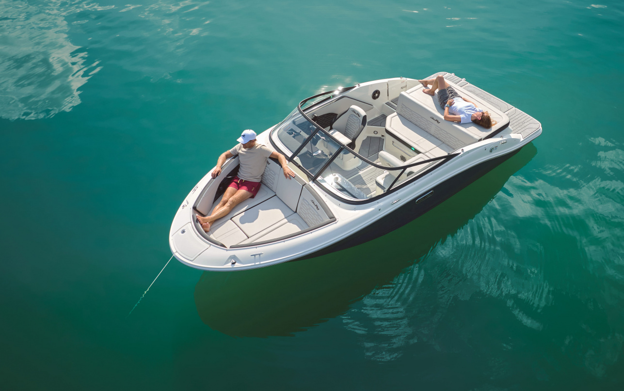 Катер Sea Ray 190 SPX фото 1.9