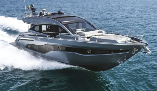 Яхта Cranchi E52S