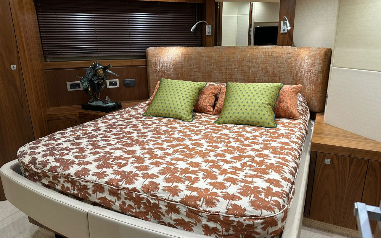 Яхта Sunseeker Manhattan 73 фото 2.5