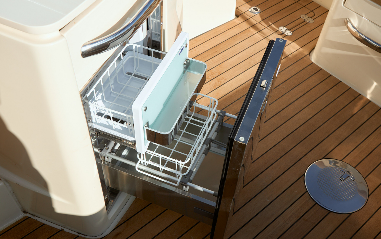 Катер Chris-Craft Launch 28 GT фото 2.16