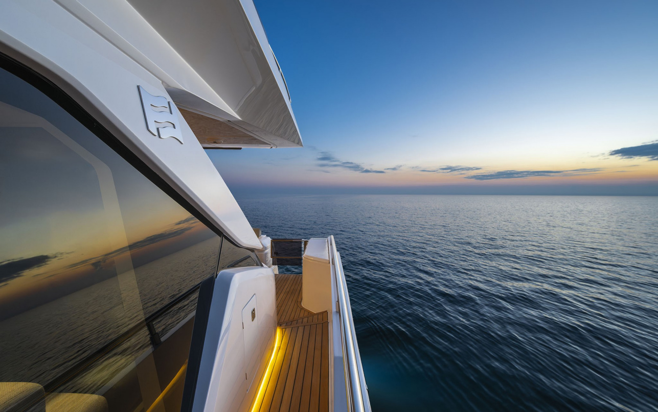 Яхта Ferretti Yachts 720 New фото 1.11