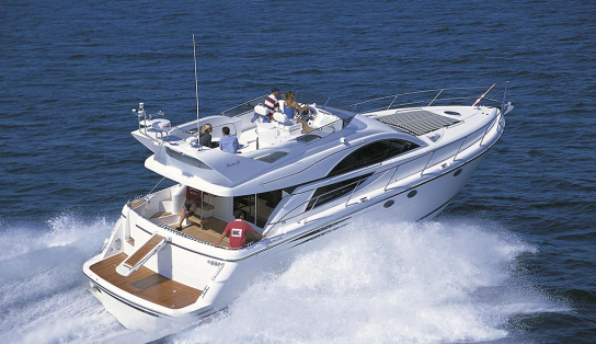 Яхта Fairline Phantom 50
