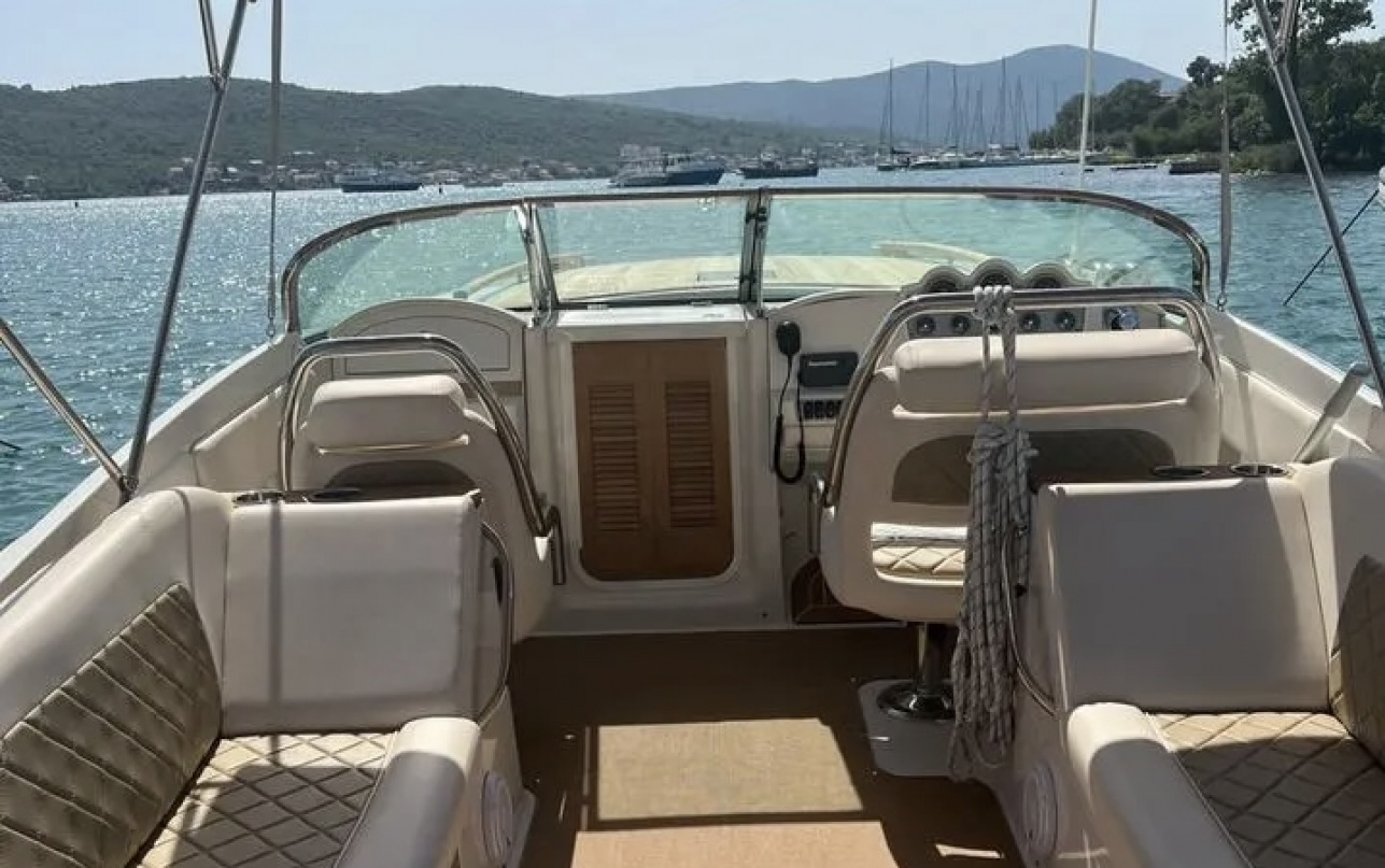 Катер Chris-Craft Corsair 28 фото 1.9