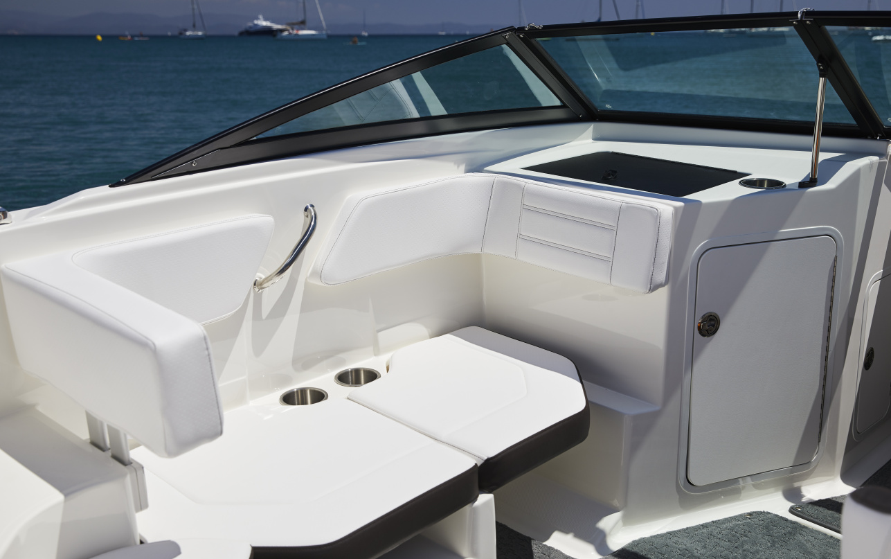Катер Sea Ray 190 SPX OB/2406435 фото 1.2