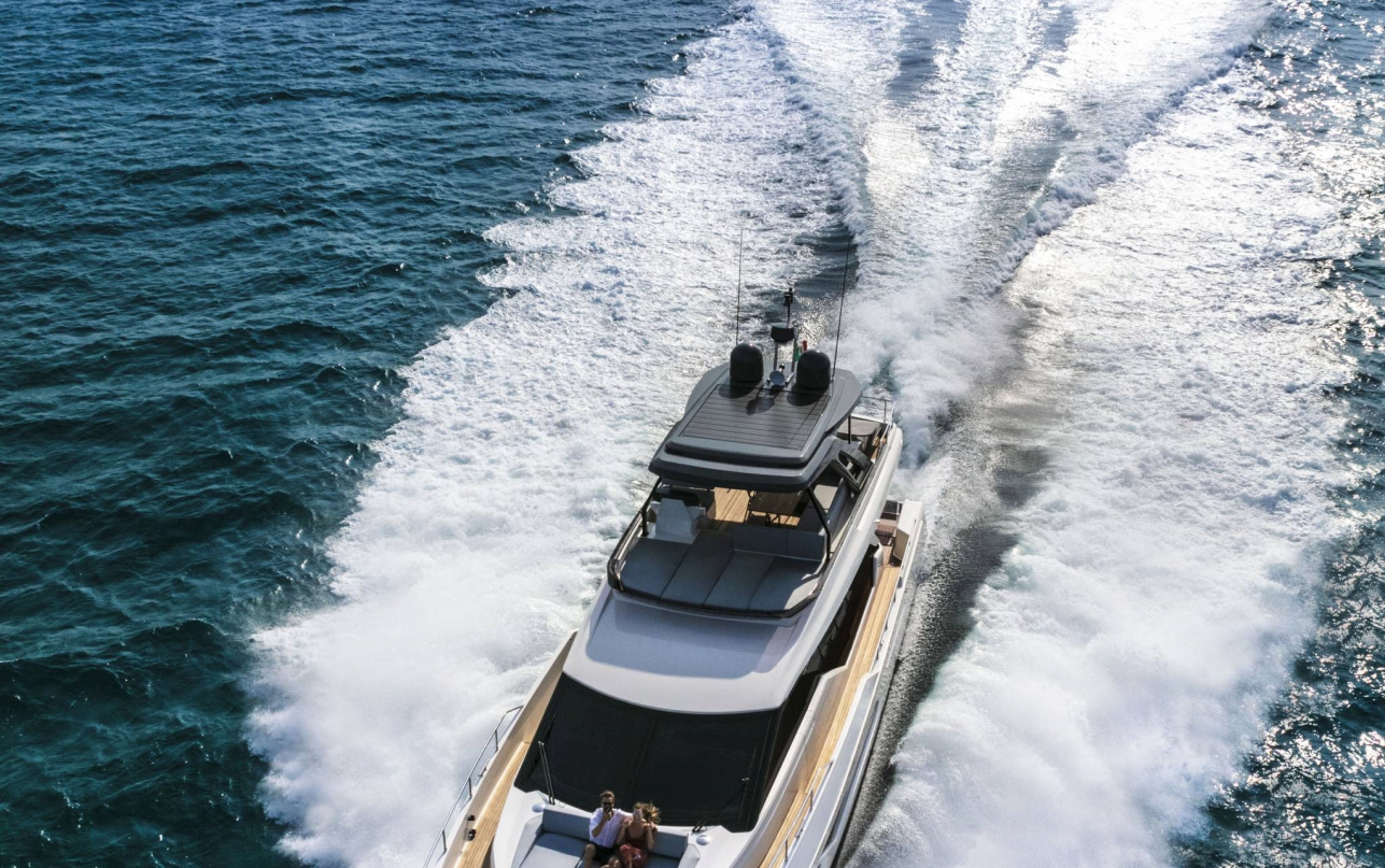 Яхта Ferretti Yachts 720 фото 1.21