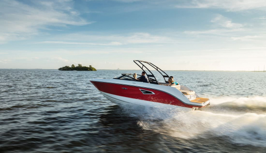 Катер Sea Ray SLX 230