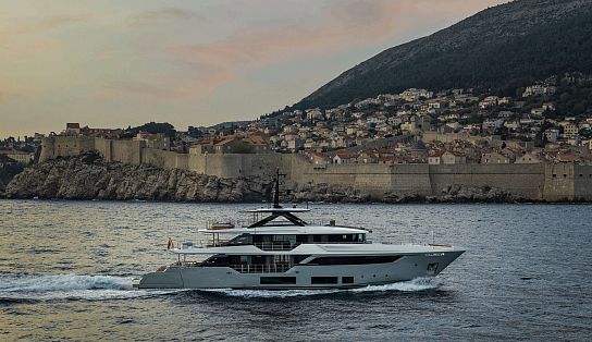 Navetta 38