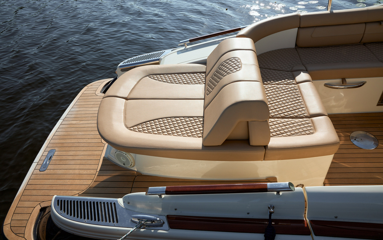 Катер Chris-Craft Launch 28 GT фото 2.18